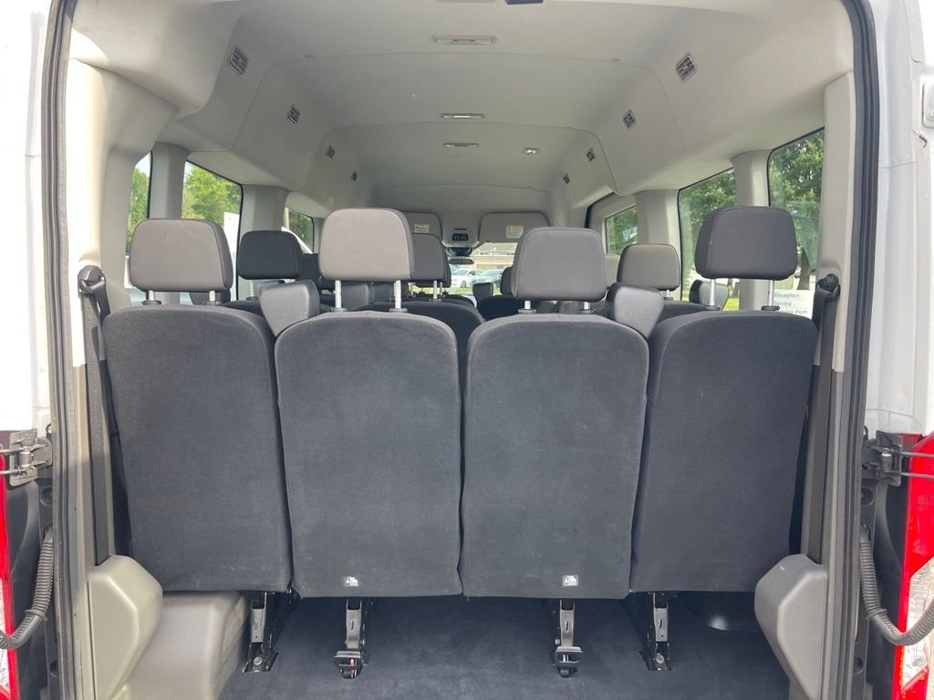 Used 2023 White Ford XLT image 24