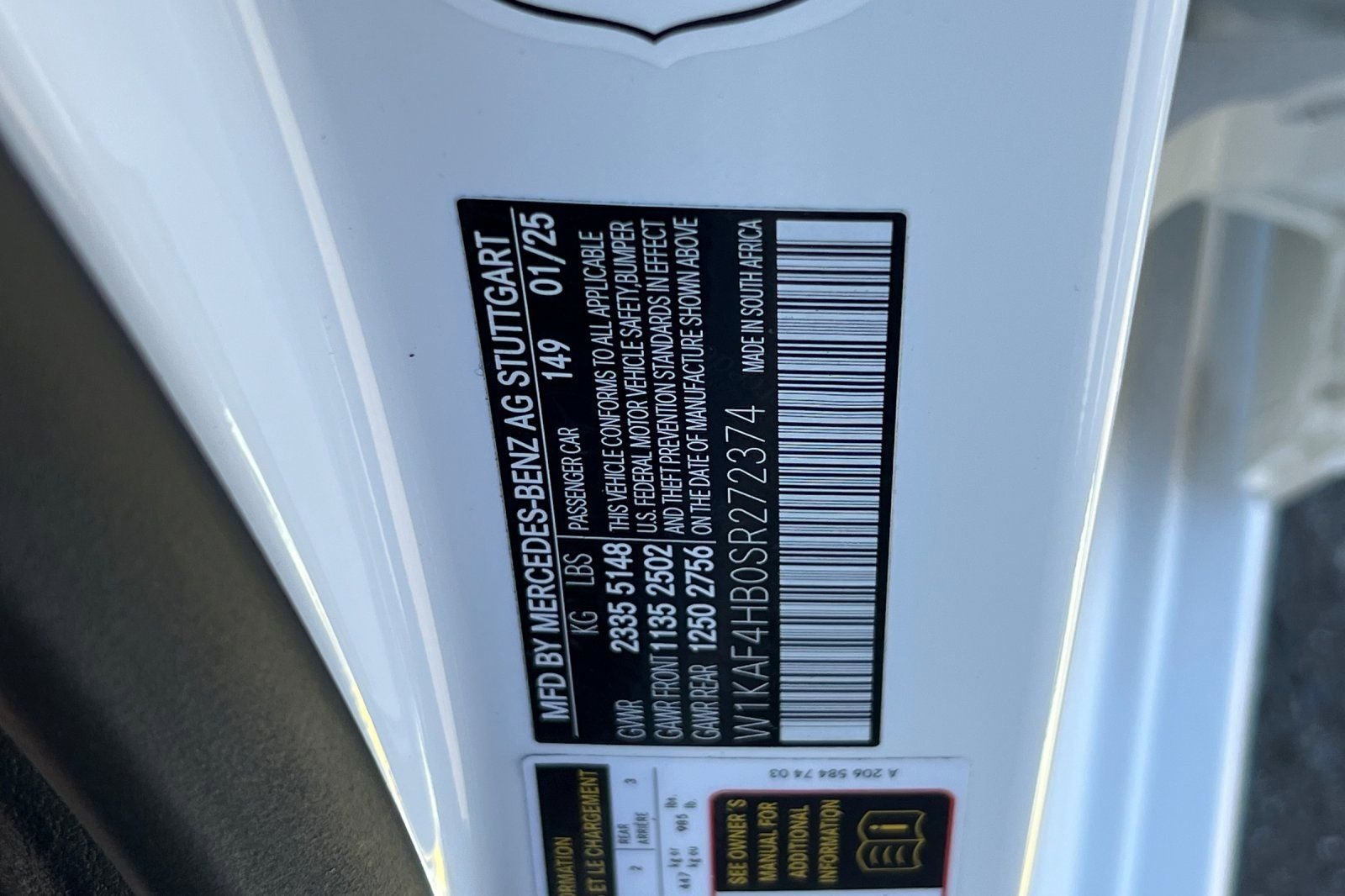 Used 2025 Polar White Mercedes-Benz C 300 image 32