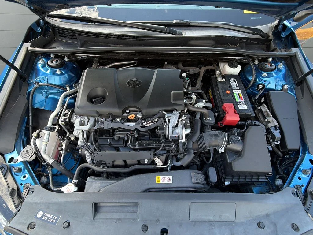 Used 2019 Blue Toyota SE image 8