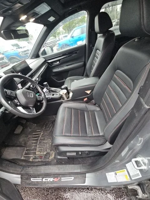 Used 2023 Lunar Silver Metallic Honda Sport Touring image 4
