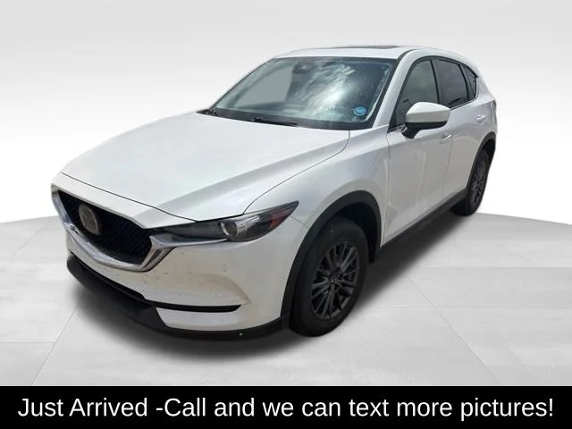 2019 Mazda CX-5 Touring Auto's photo