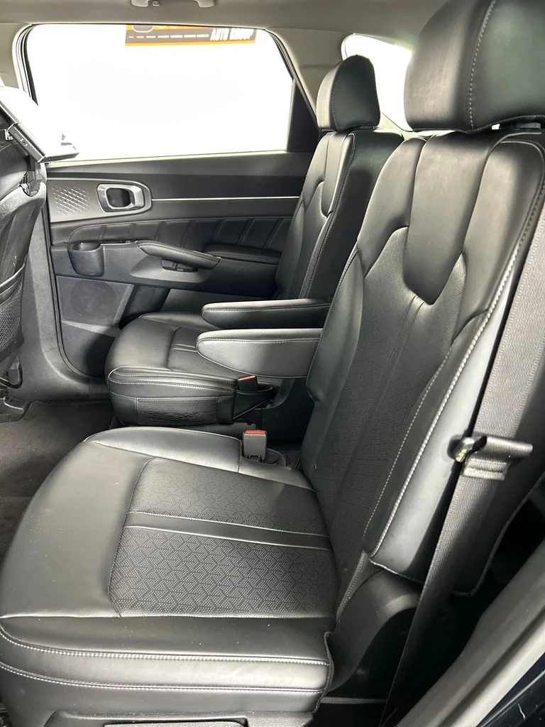 Used 2023 Black Kia SX image 17