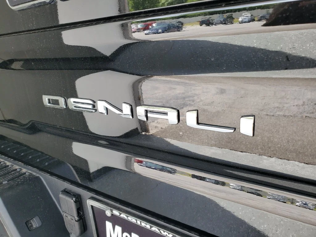 New 2026 Onyx Black GMC Denali Ultimate image 38