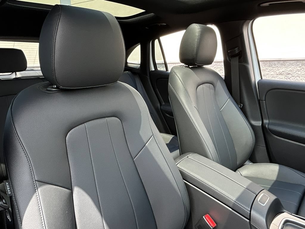 New 2026 Polar White Mercedes-Benz GLA250 image 64