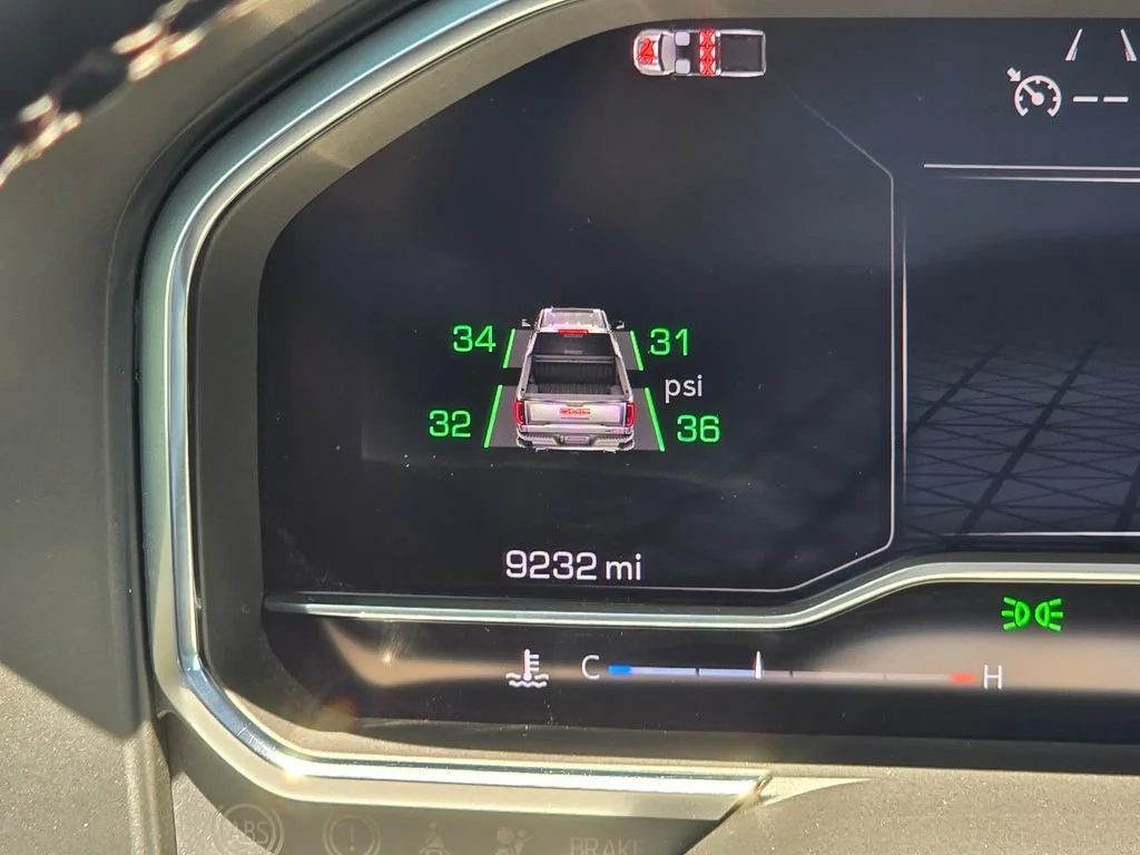 2025 GMC Sierra 1500 AT4X - Photo 43
