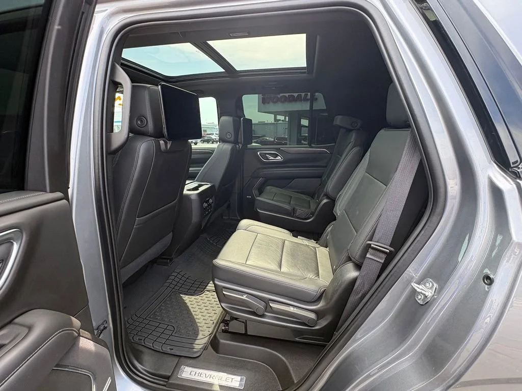 Used 2021 SATIN STEEL METALLIC Chevrolet Z71 image 16