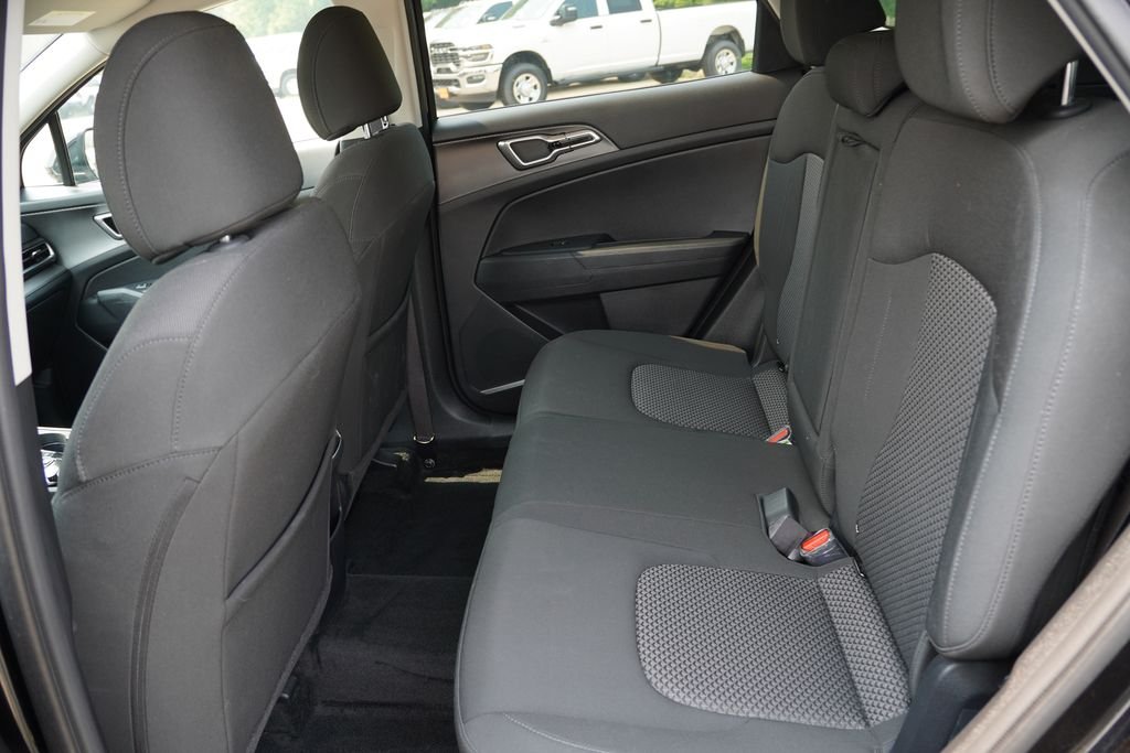 Used 2023 Fusion Black Kia LX image 17