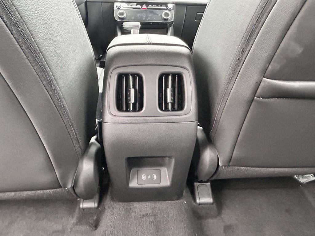 New 2026 White Hyundai SEL Plus FWD image 12