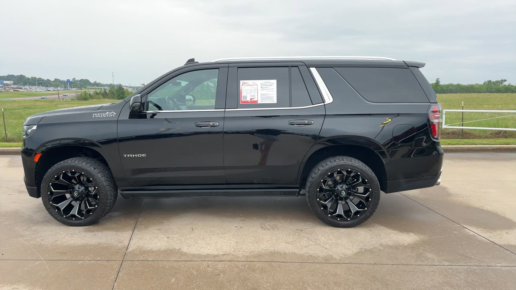 Used 2023 Black Chevrolet High Country image 6