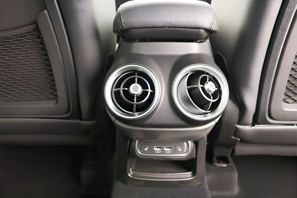 2026 Alfa Romeo Stelvio Base - Photo 14