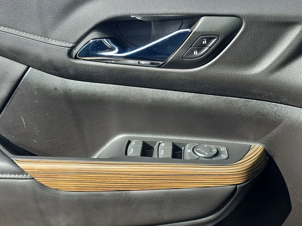 2023 GMC Acadia SLE - Photo 24
