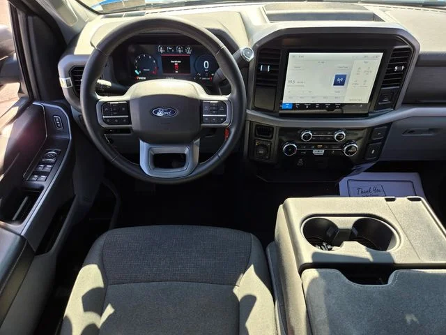 Used 2025 Blue Ford XLT image 13