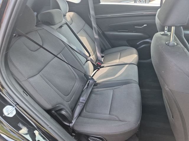 Used 2023 Black Hyundai SE image 27
