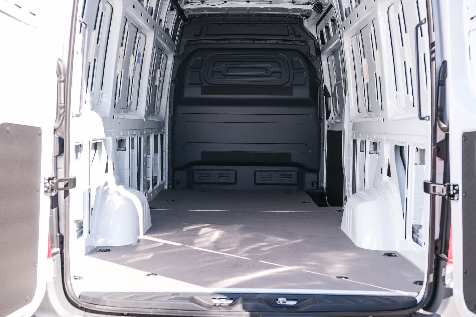 New 2025 Arctic White Mercedes-Benz Cargo 170 WB High Roof RWD Electric Motor image 26