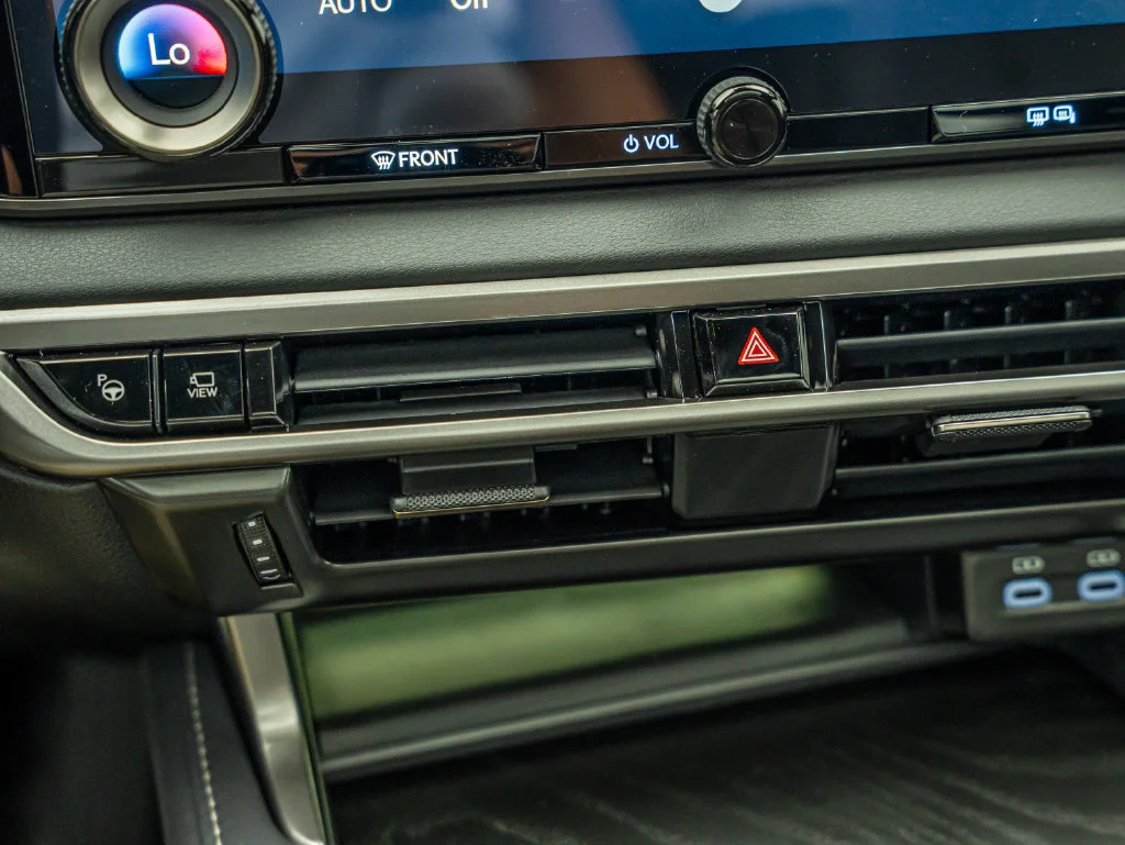 New 2026 Iridium Lexus PREMIUM PLUS image 34