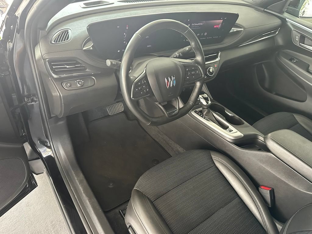 Used 2025 Ebony Twilight Metallic Buick Preferred image 13