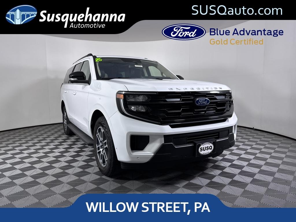 2025 Ford Expedition Active 4x4's photo