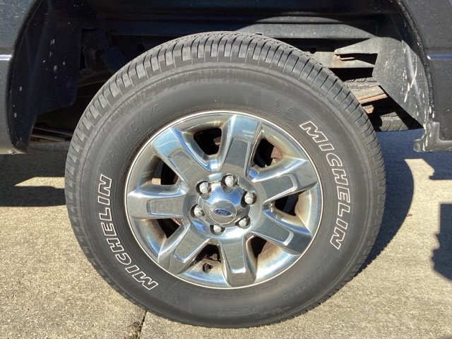 Used 2014 Tuxedo Black Metallic Ford XLT image 6