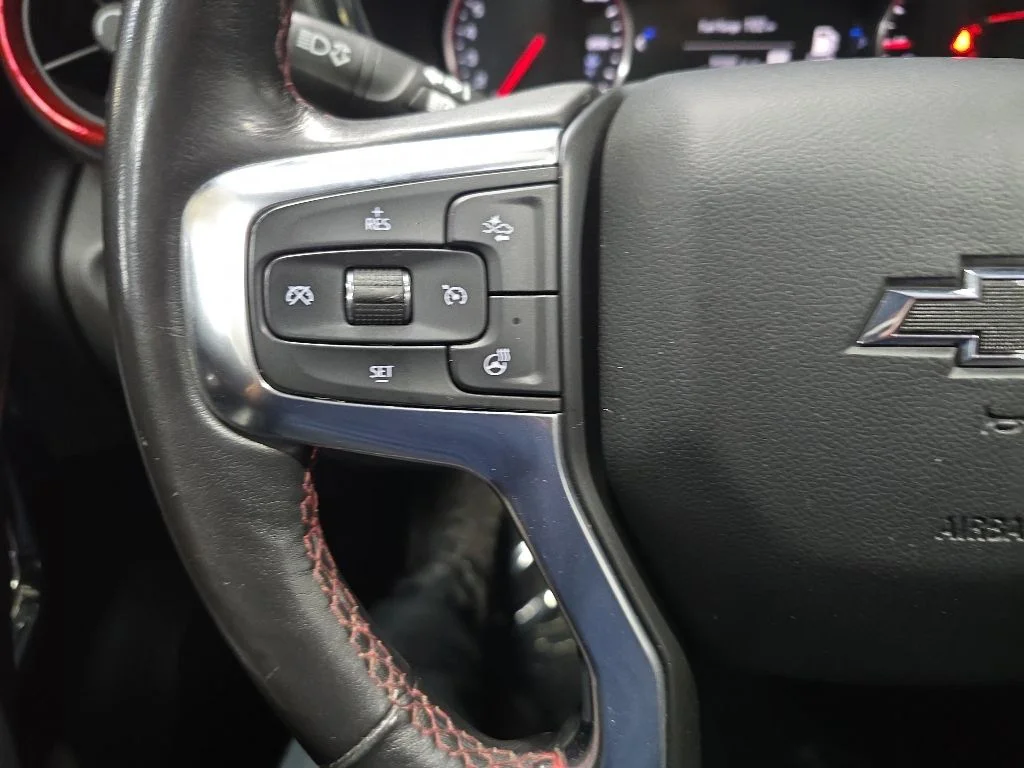 Used 2022 Black Chevrolet RS image 19