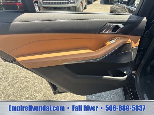 2022 BMW X7 40i - Photo 17
