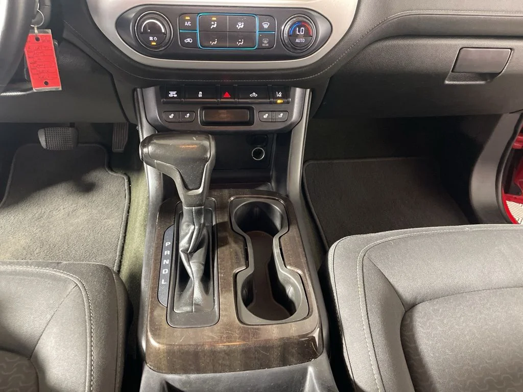 2018 GMC Canyon SLE - Photo 18