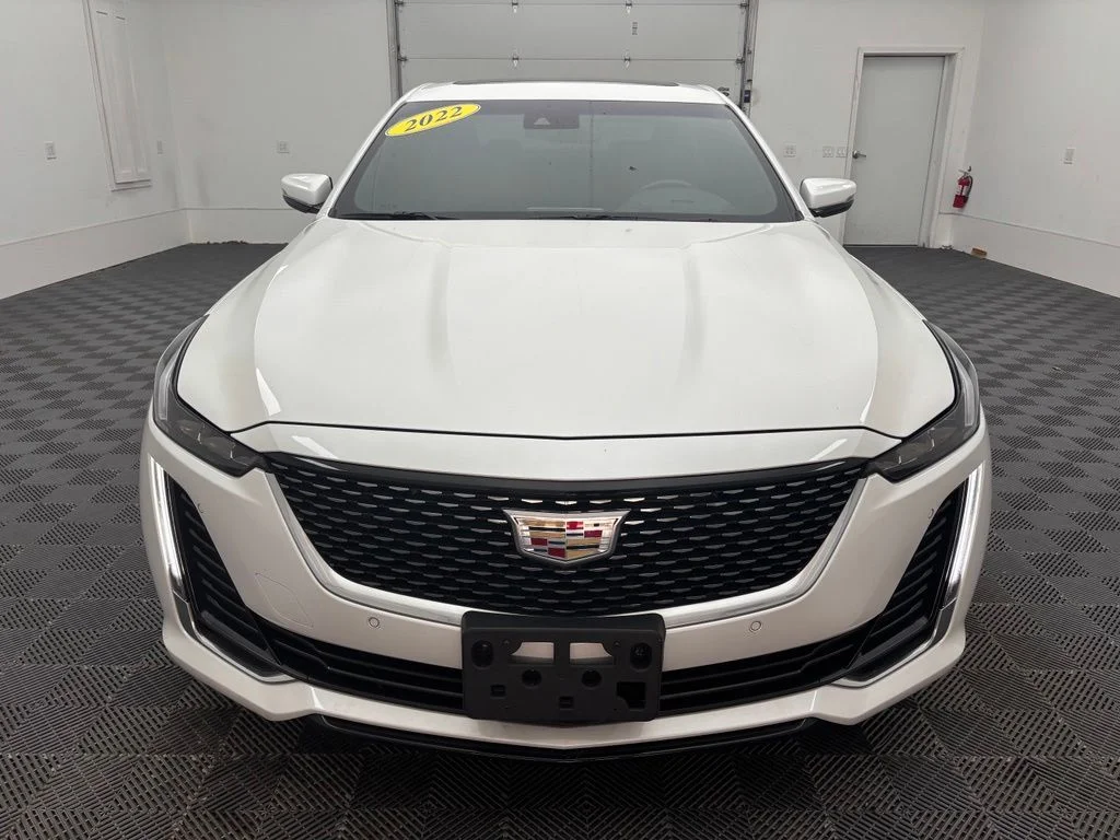 Used 2022 White Cadillac Premium Luxury image 14