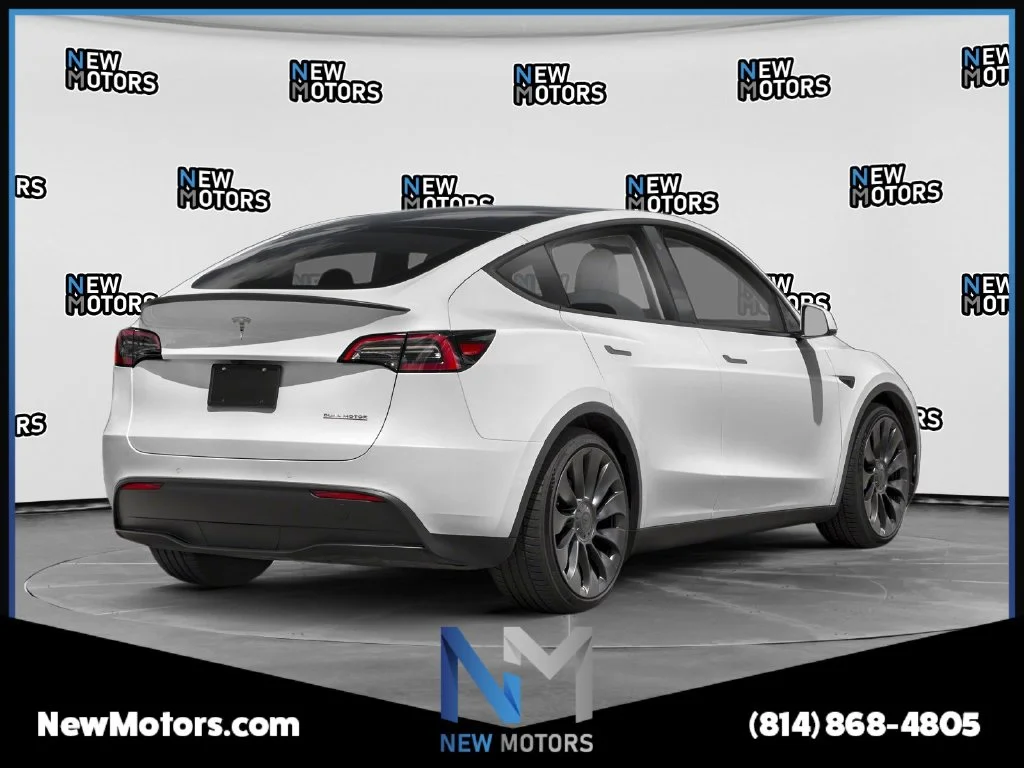 Used 2021 White Tesla Long Range image 2