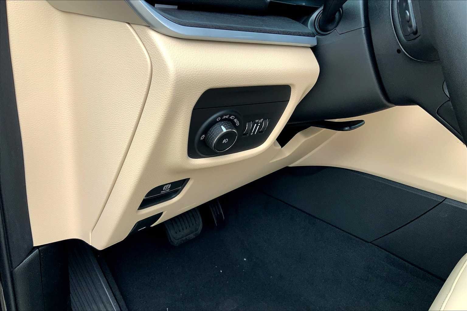 2025 Jeep Grand Cherokee L Limited - Photo 17