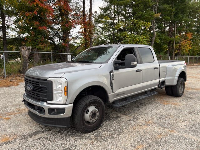 Used 2024 Silver Ford XL image 4