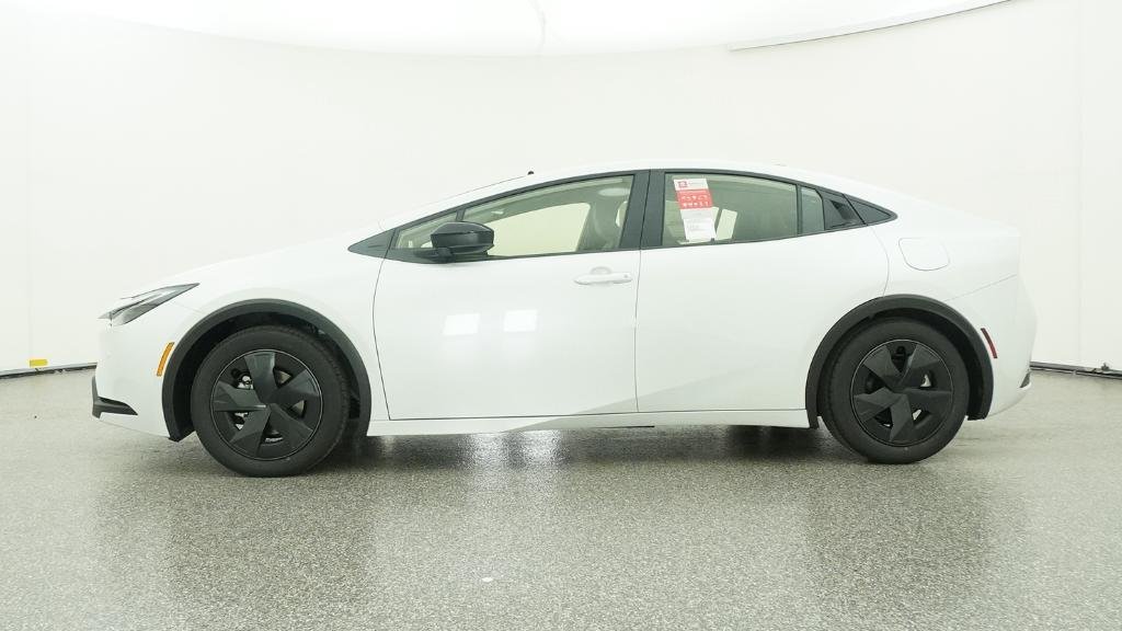 New 2026 Wind Chill Pearl Toyota LE image 2