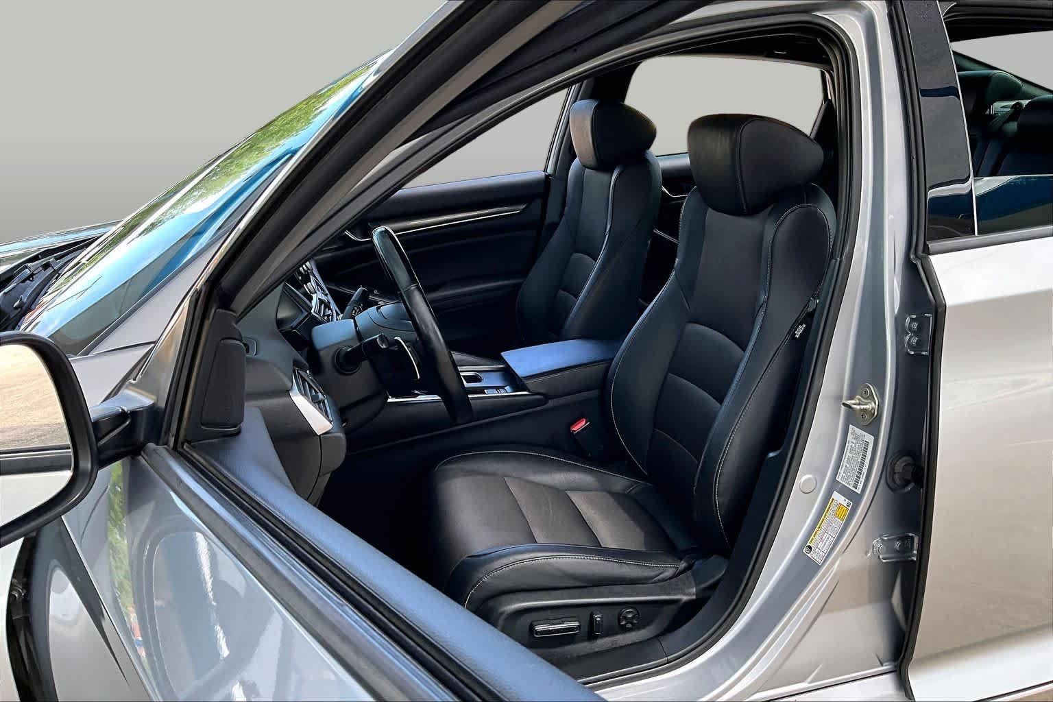 Certified Used 2019 Lunar Silver Metallic Honda Sport 1.5T image 8