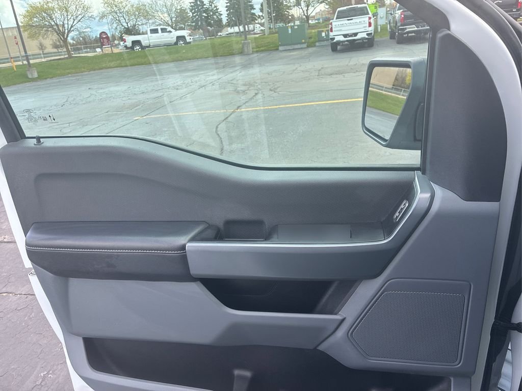 Used 2023 White Ford XLT image 17