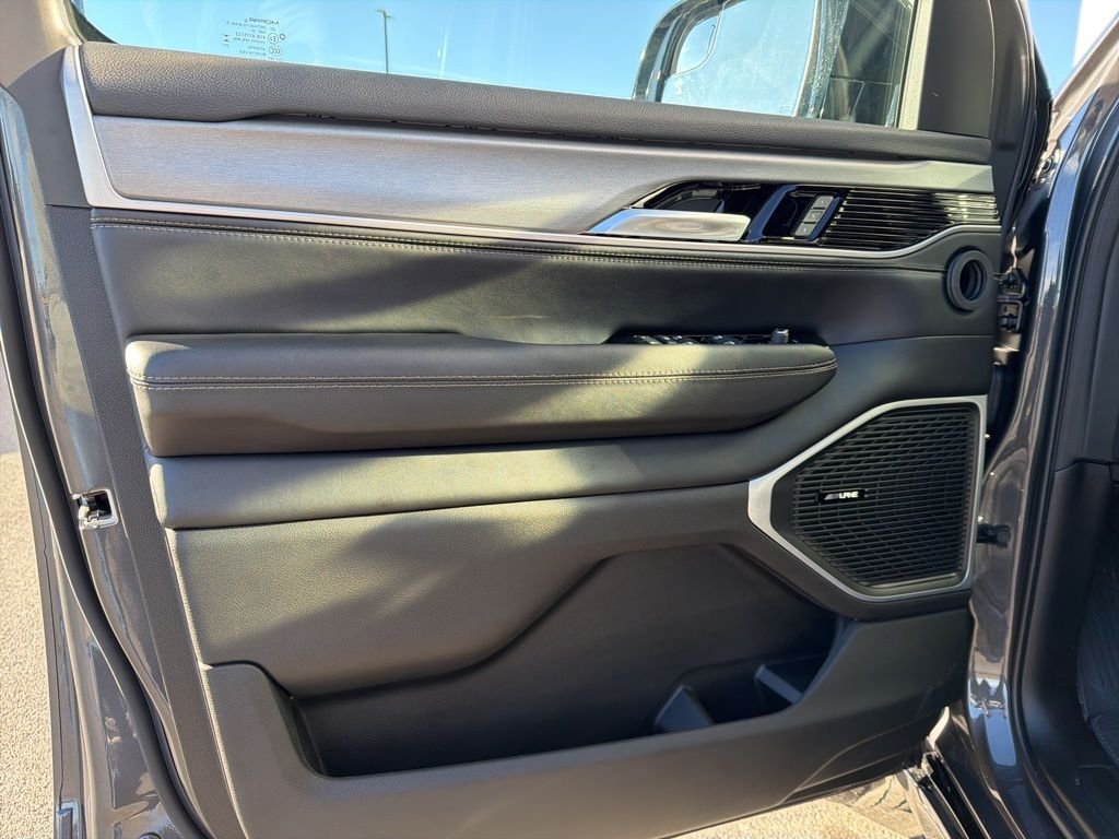 2026 Jeep Grand Wagoneer Limited Altitude - Photo 12