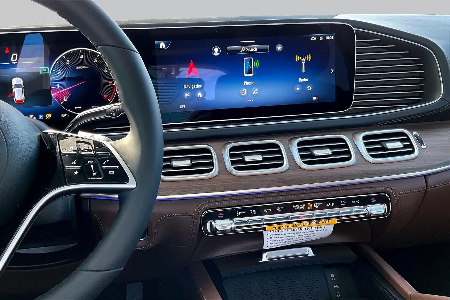 New 2026 Polar White Mercedes-Benz GLE 580 image 9