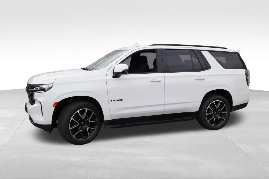 Used 2022 Summit White Chevrolet RST image 10