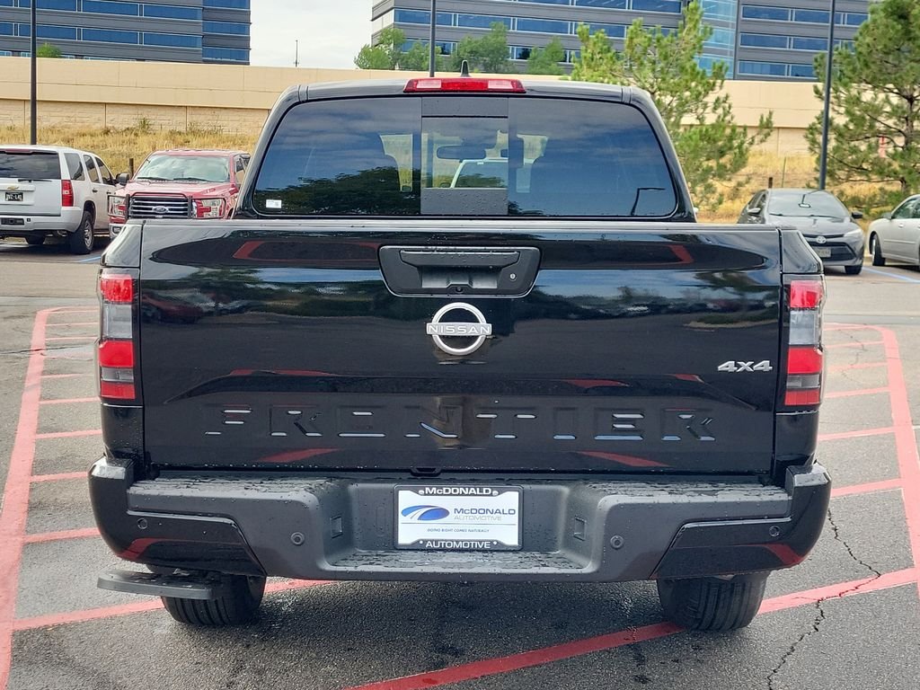 New 2025 Super Black Nissan Crew Cab SV image 4