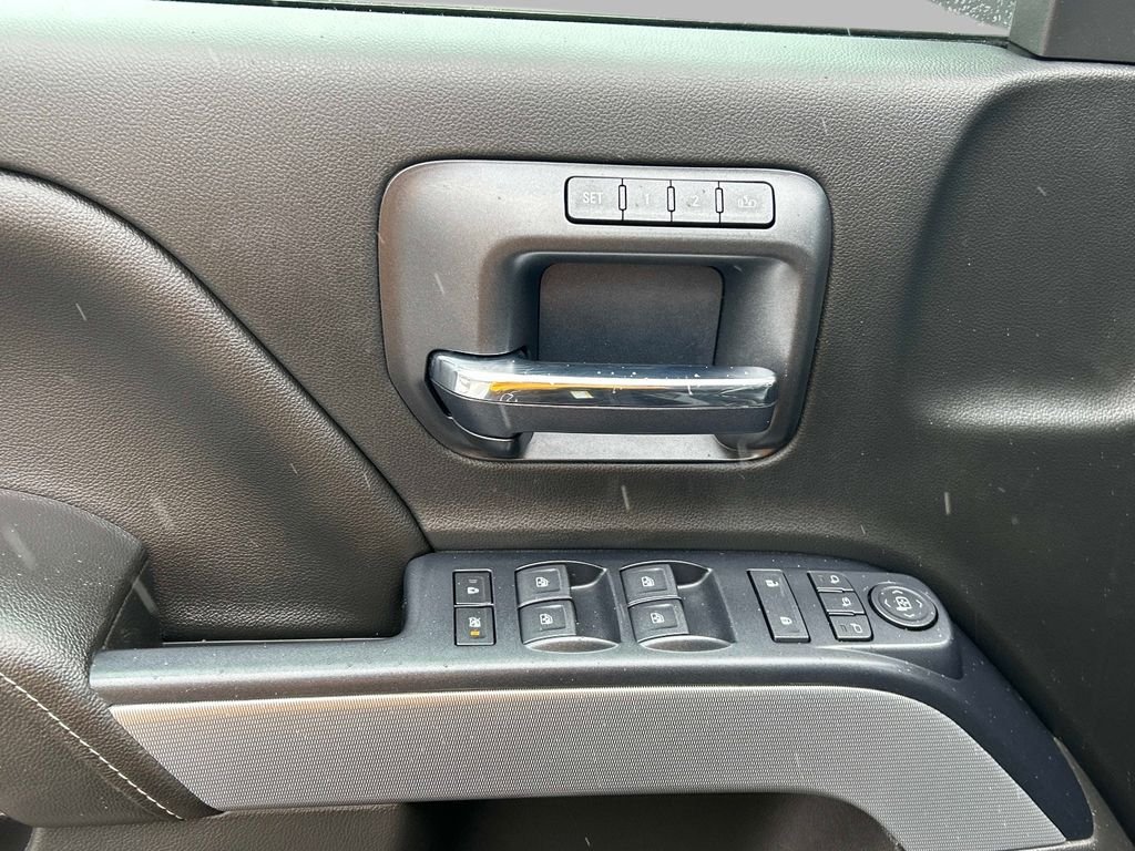 Used 2018 Black Chevrolet LTZ image 15