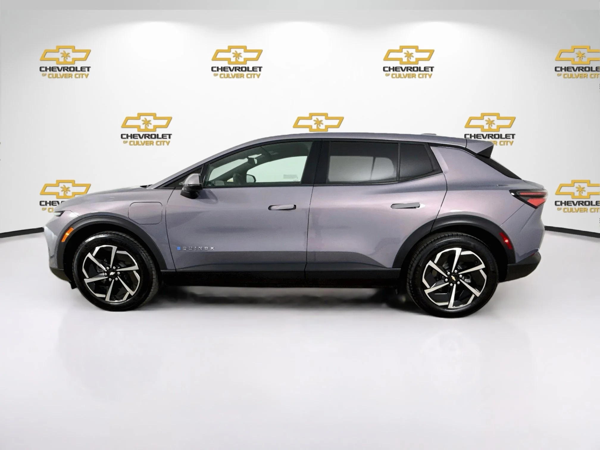Used 2026 Galaxy Gray Metallic Chevrolet LT image 5