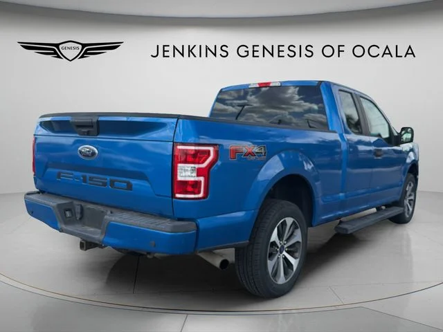 Used 2020 Blue Ford XL image 3