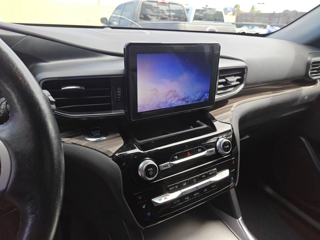Used 2022 Black Ford Limited image 11