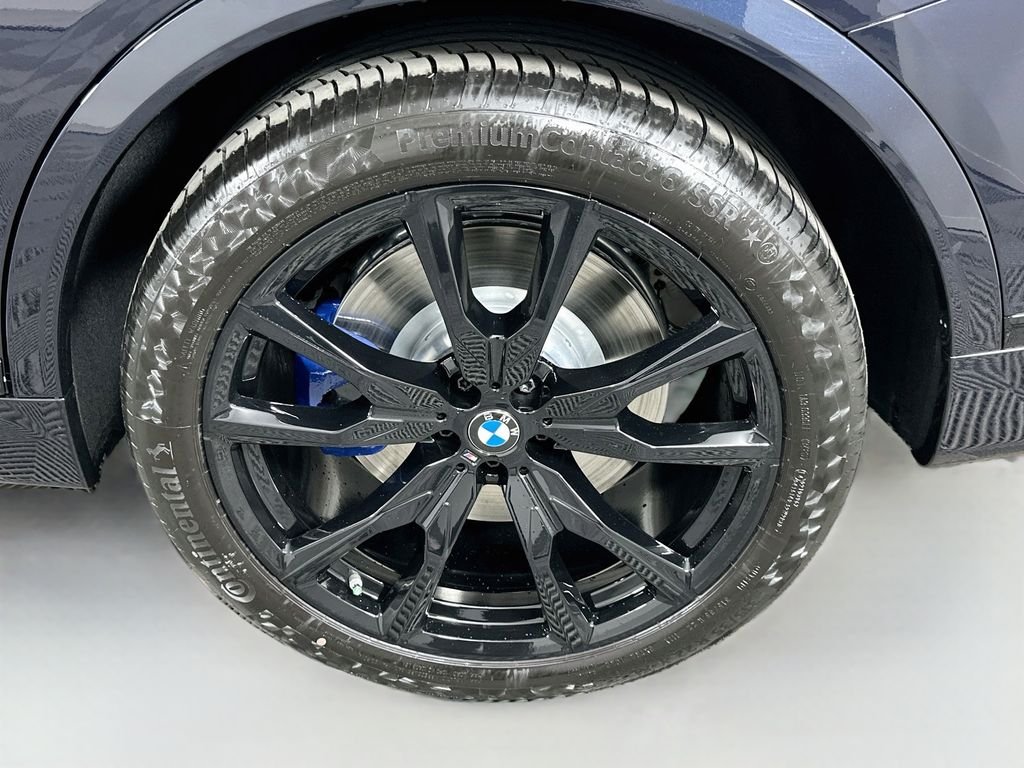 New 2027 Carbon Black Metallic BMW M60i image 23