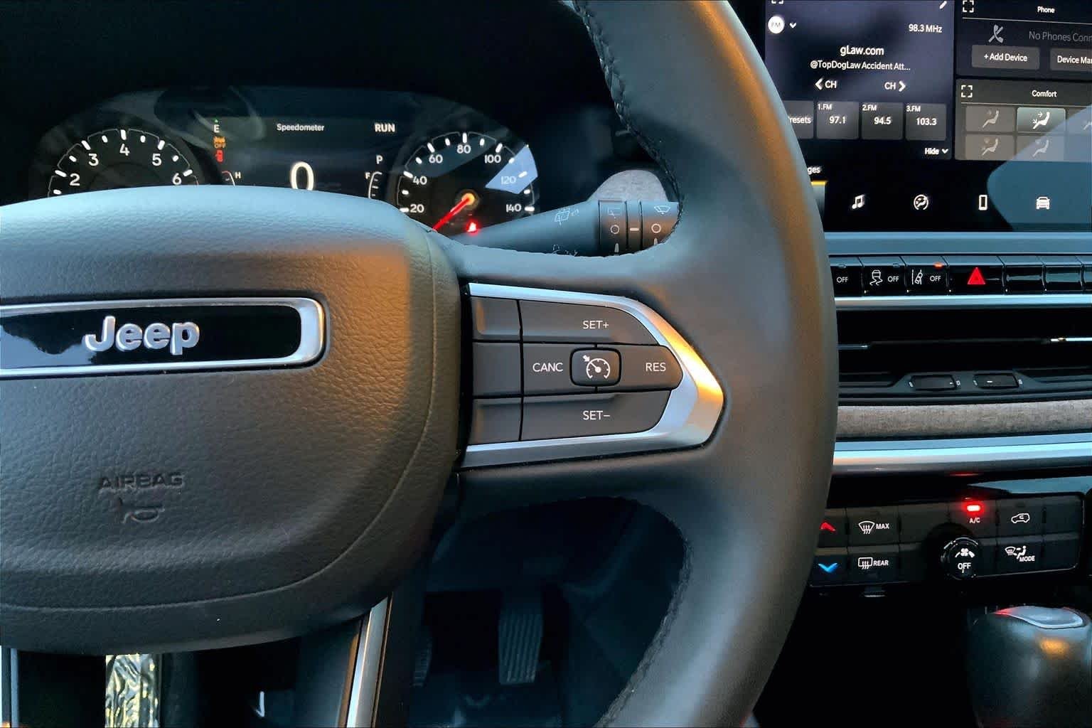 Used 2024 Bright White Clearcoat Jeep Latitude image 24