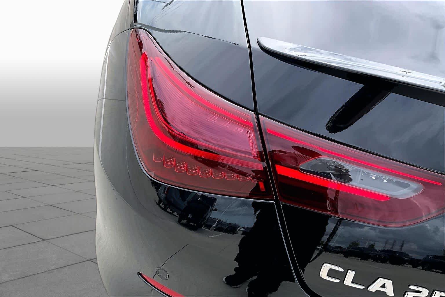 Used 2025 Night Black Mercedes-Benz CLA 250 image 25