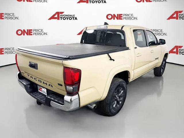 Certified Used 2020  Toyota SR5 image 7