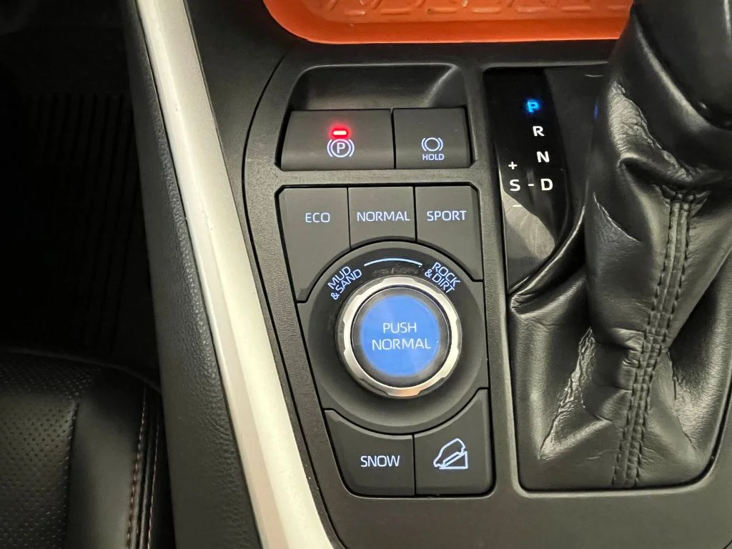 Used 2019 Black Toyota Adventure image 20