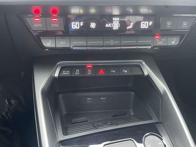 2022 Audi S3 Prestige - Photo 37