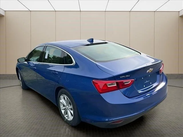 Used 2023 Blue Chevrolet LT image 21