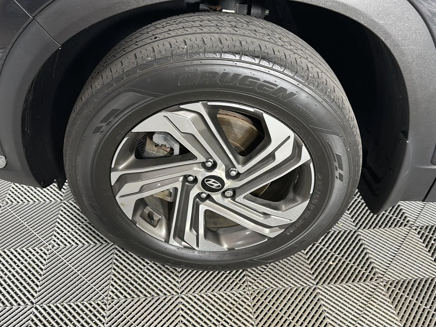 Used 2022 Portofino Gray Hyundai SEL image 12