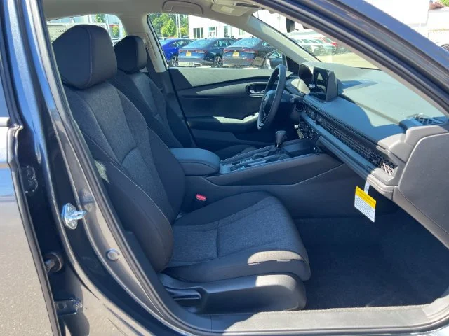 New 2026 Meteorite Gray Metallic Honda LX image 10