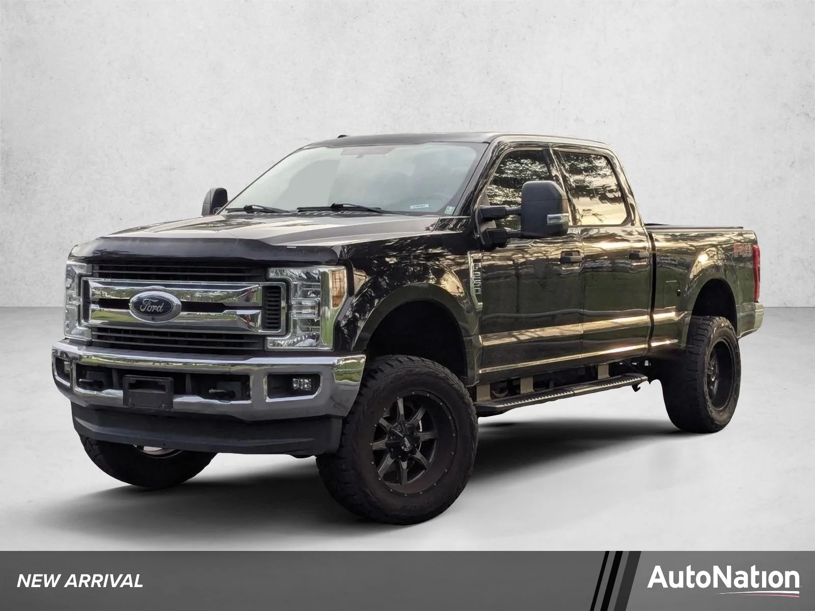 2019 Ford F-250 XLT 4x4 Crew Cab 8' Box's photo